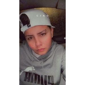 Meet your Posher, Dilan